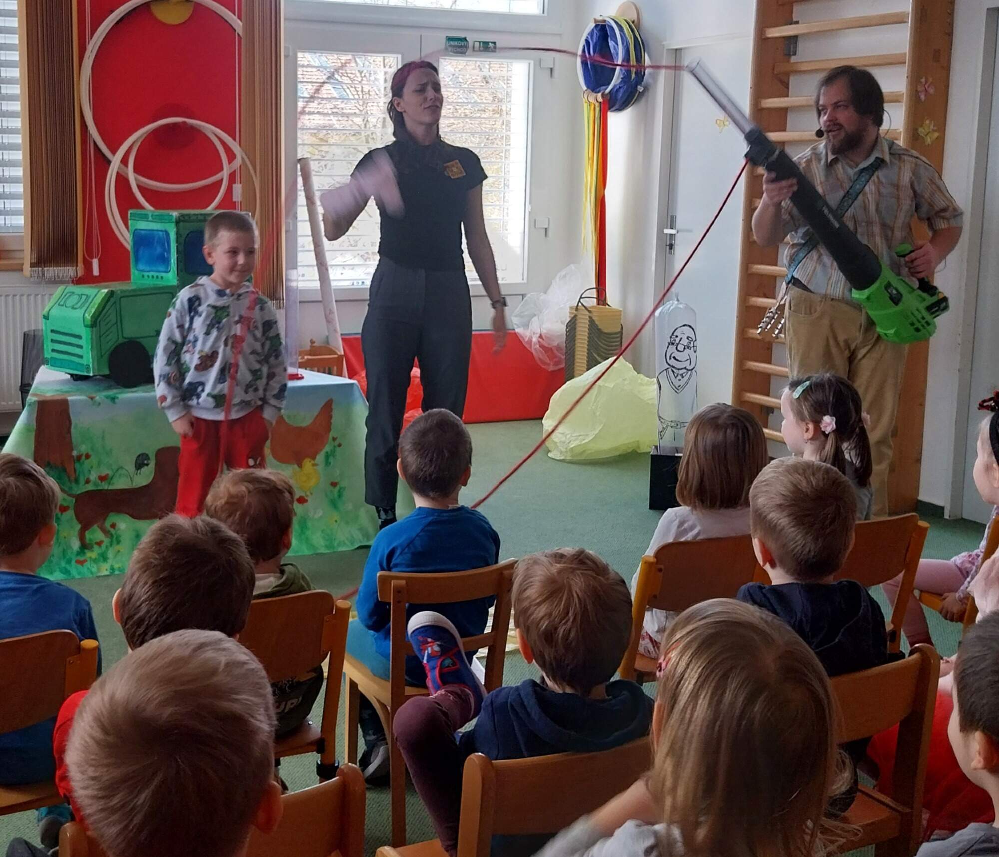 2025-03-27-Vědecká pohádka "Větroň" -5.jpg